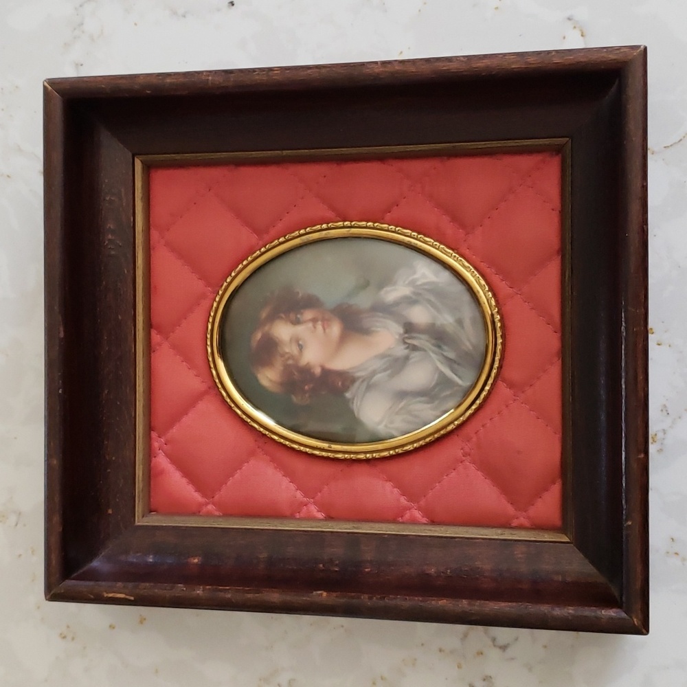 Vintage Cameo Creation "Innocence"